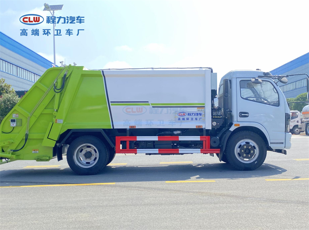 东风福瑞卡8-10方压缩垃圾车